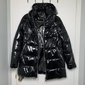 DKNY Classic Puffer Jacket